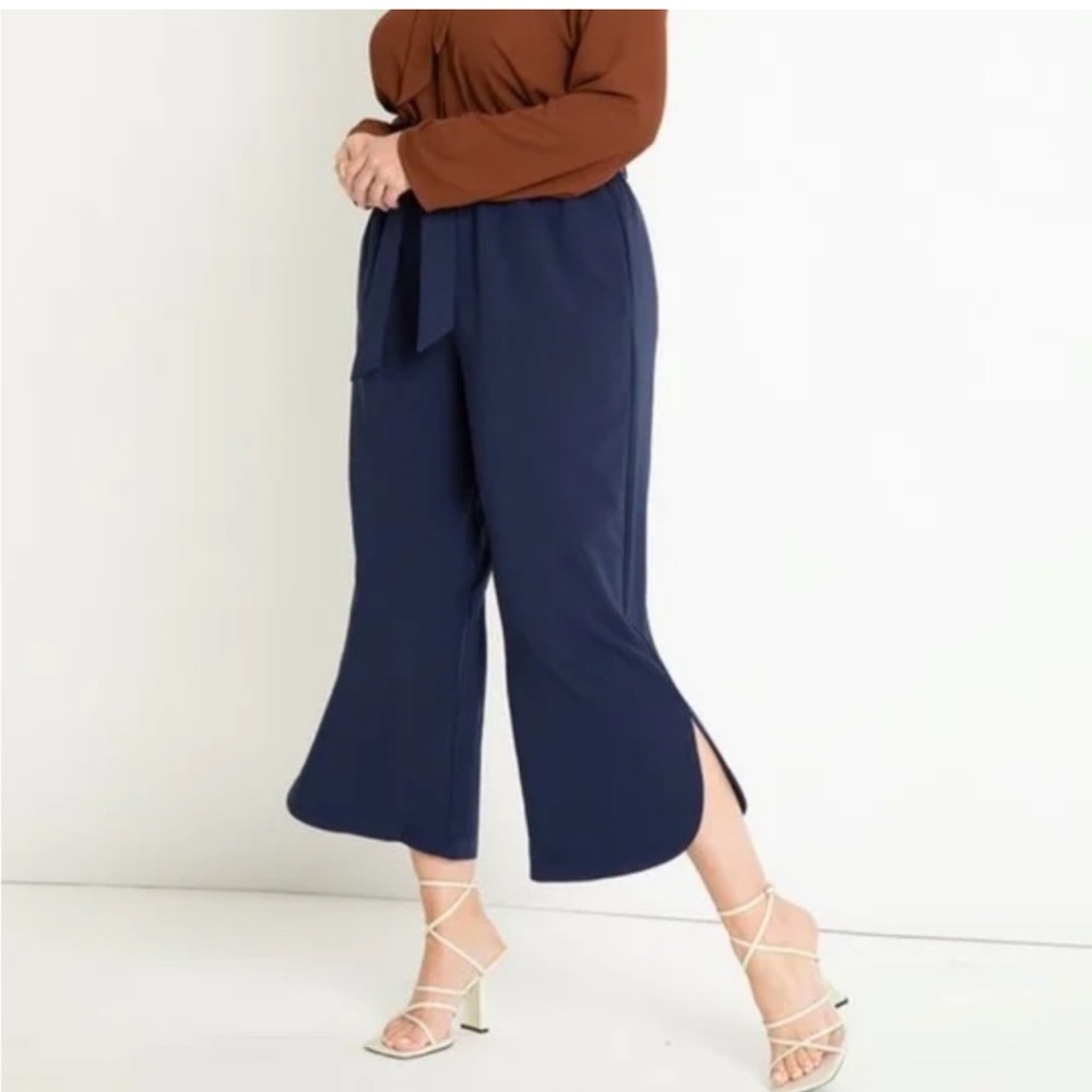 Eloquii Navy Paper Bag Wide Leg Crop Pants with tie 22 Neutral